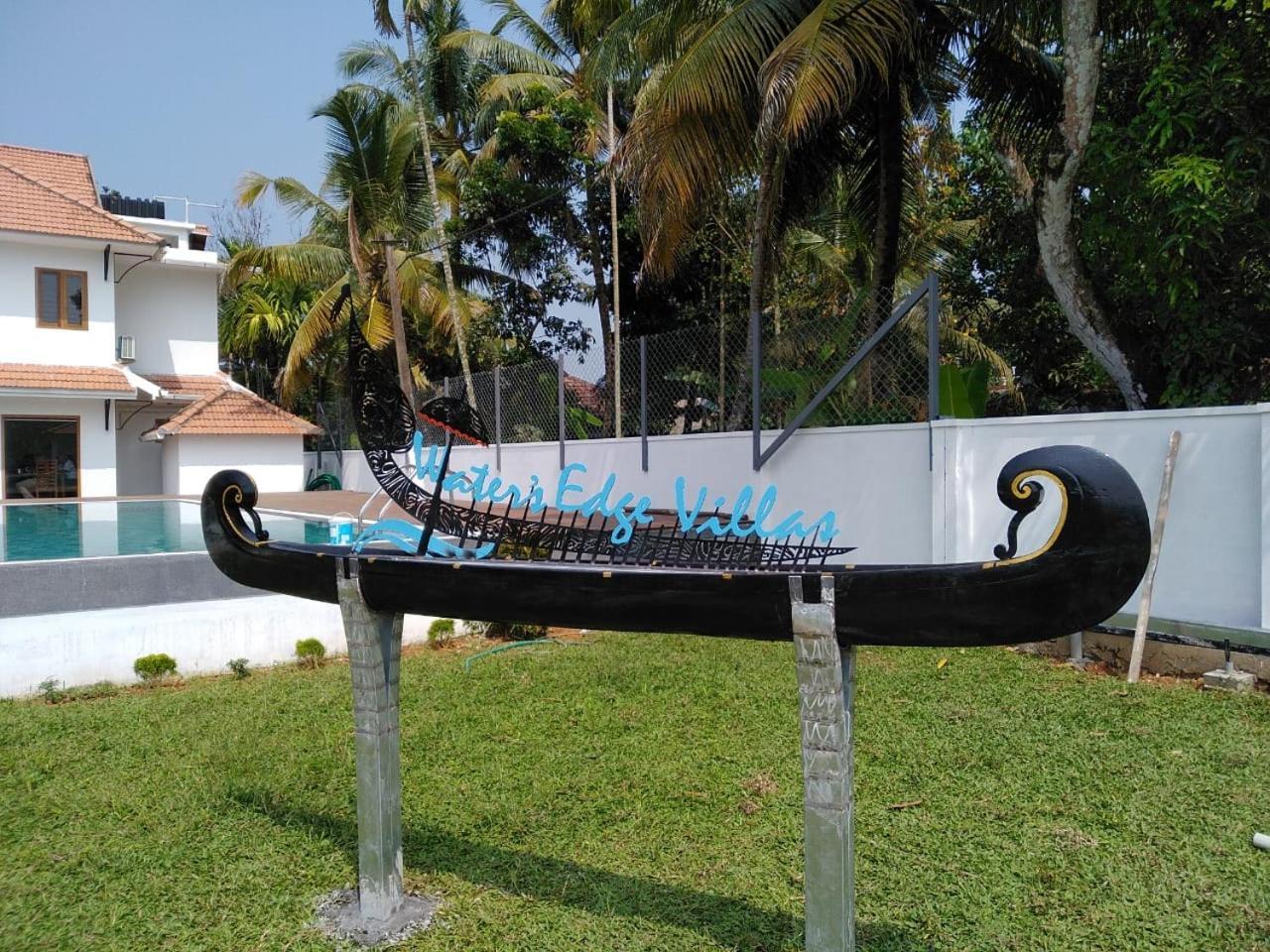 Water'S Edge Villas Alappuzha Luaran gambar