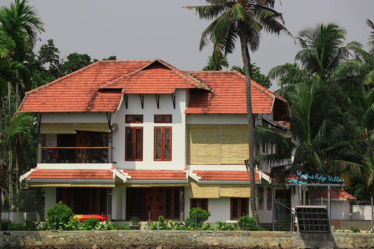 Water'S Edge Villas Alappuzha Luaran gambar