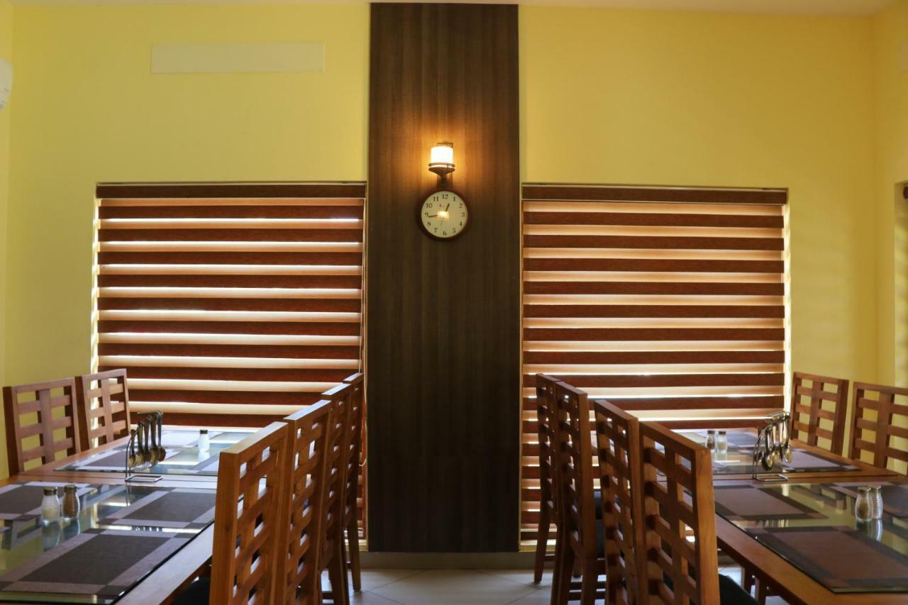 Water'S Edge Villas Alappuzha Luaran gambar