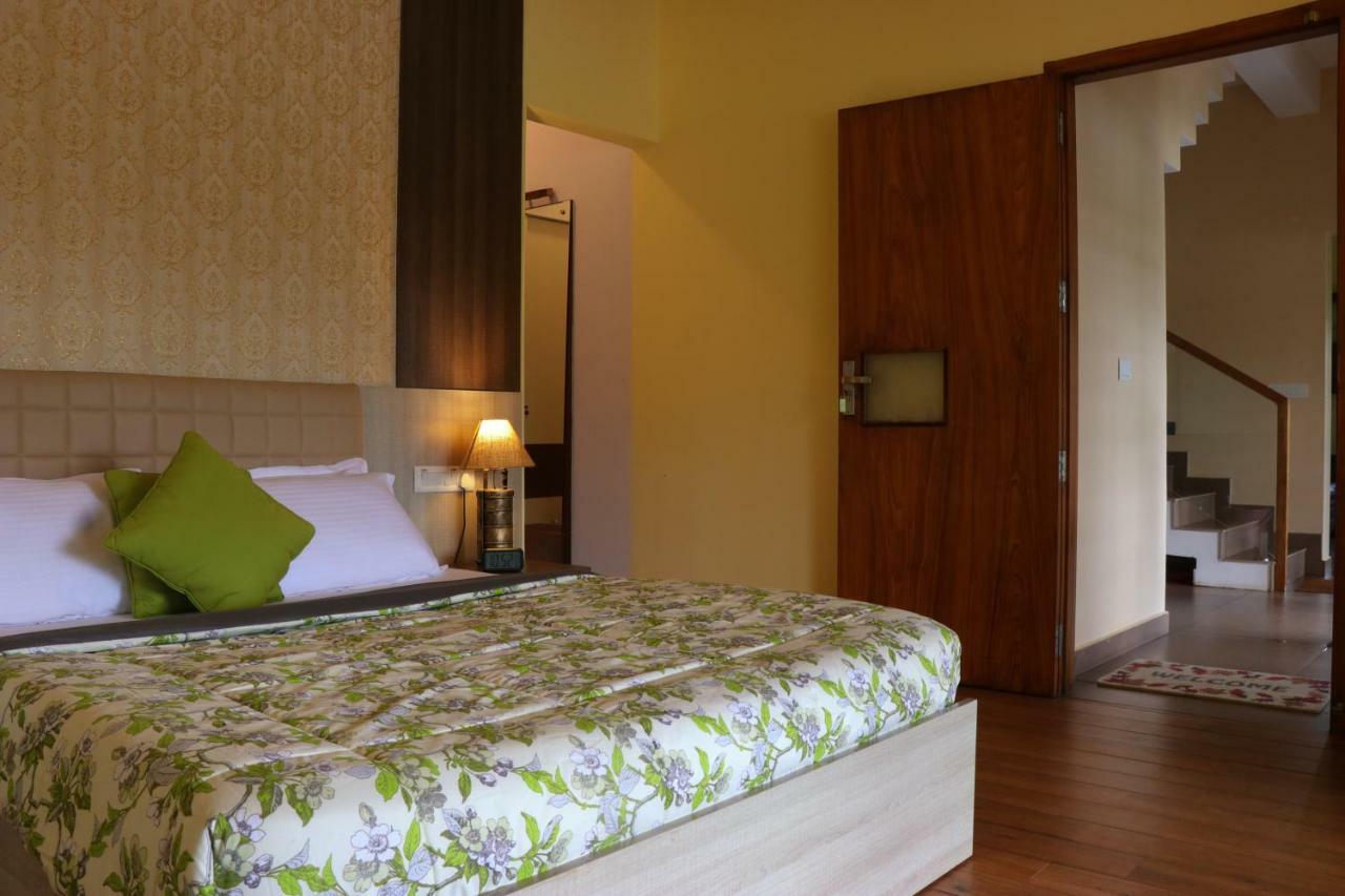 Water'S Edge Villas Alappuzha Luaran gambar