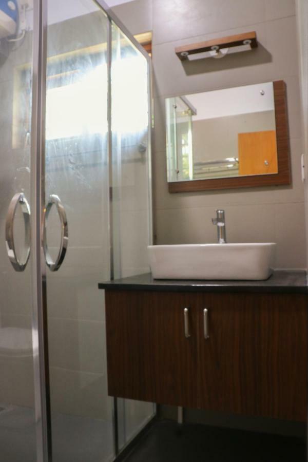 Water'S Edge Villas Alappuzha Luaran gambar