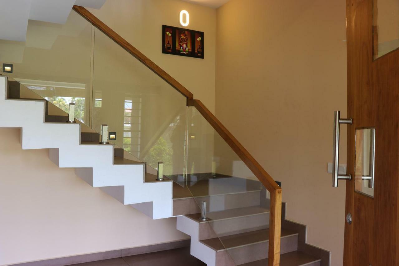 Water'S Edge Villas Alappuzha Luaran gambar