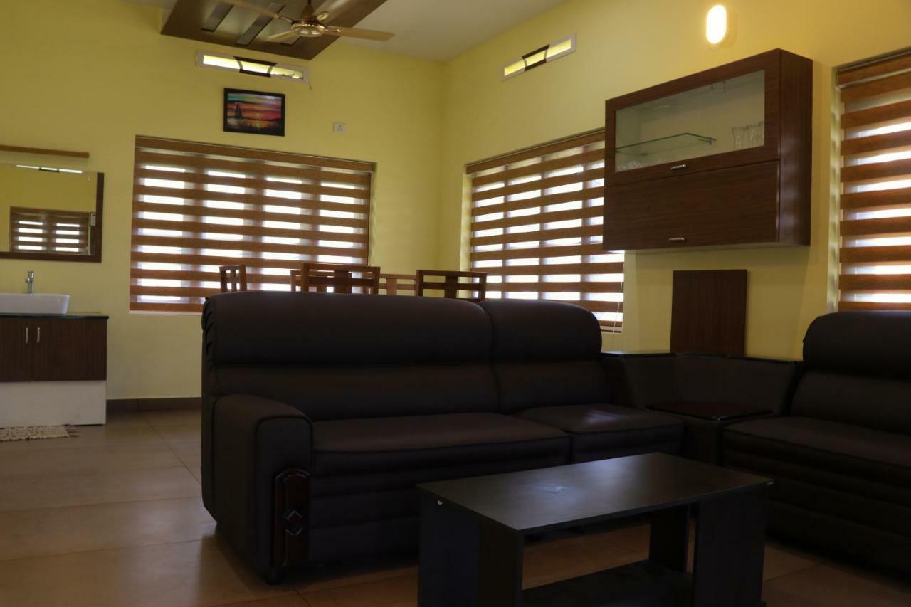 Water'S Edge Villas Alappuzha Luaran gambar