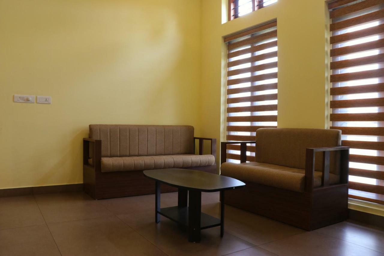 Water'S Edge Villas Alappuzha Luaran gambar