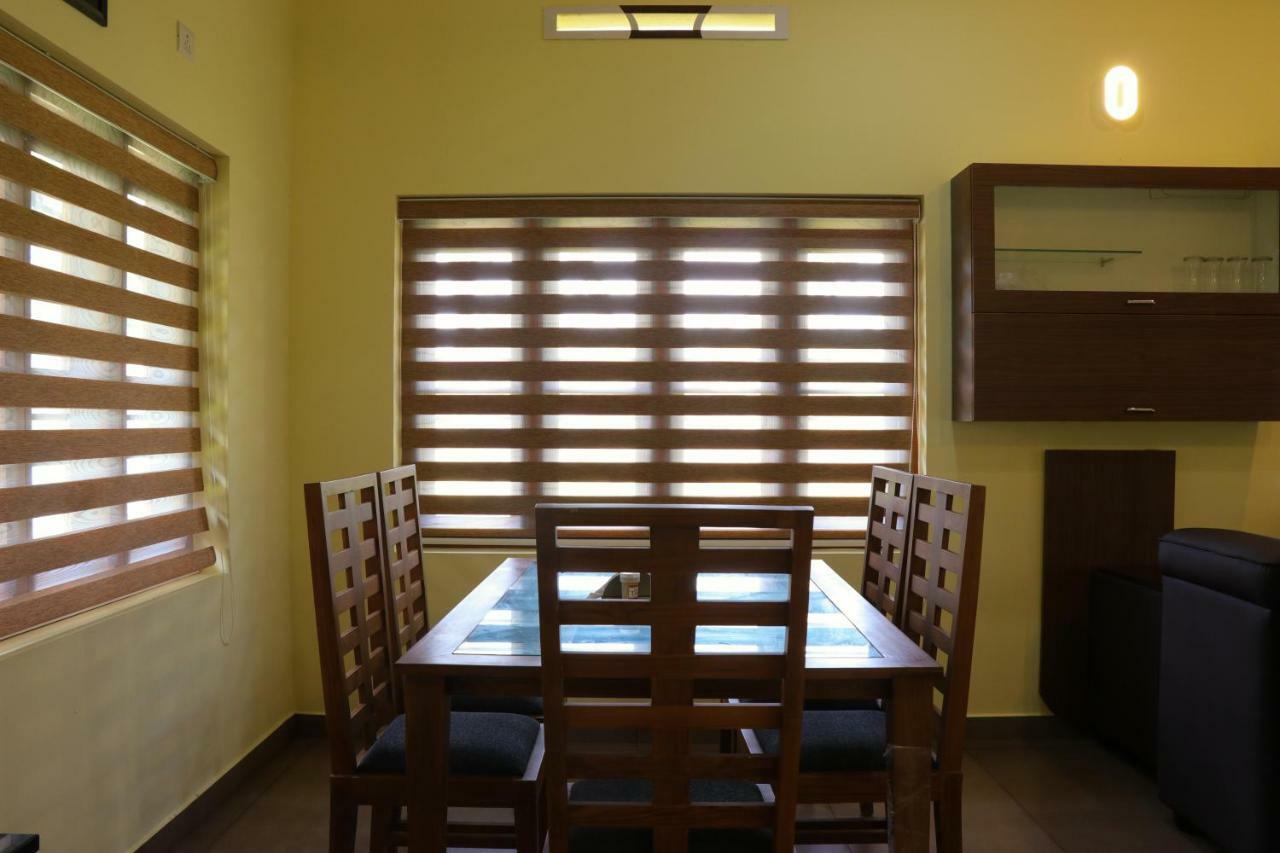 Water'S Edge Villas Alappuzha Luaran gambar